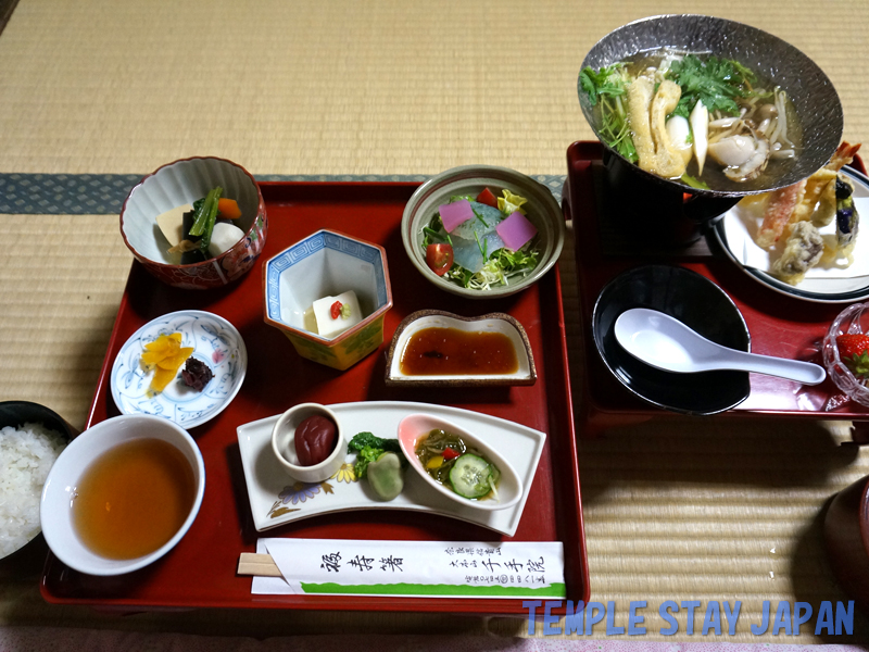 Shigisan Senjyuin (shojin vegetarian cuisine)