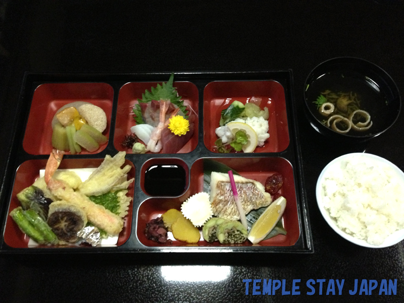 Saijyoinari Kenmyokaku (Dinner)