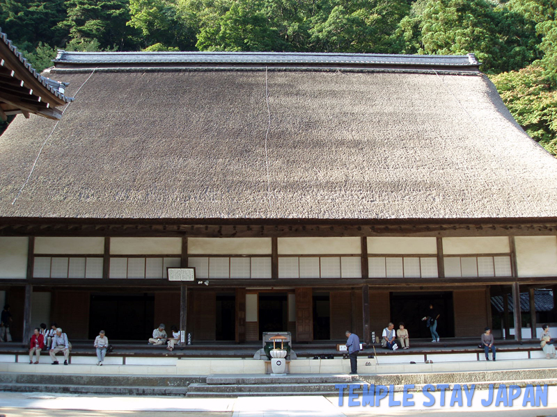 Eigenji (Main hall)