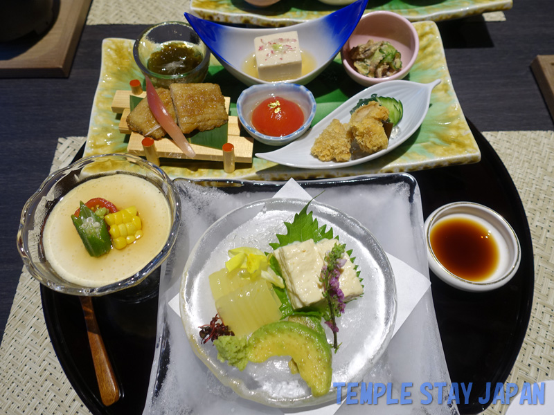 Eiheiji Hakujukan (Fukui) Buddhist vegetarian cuisine