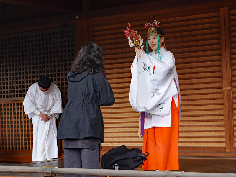 Jonangu (Kyoto) Award of amulets