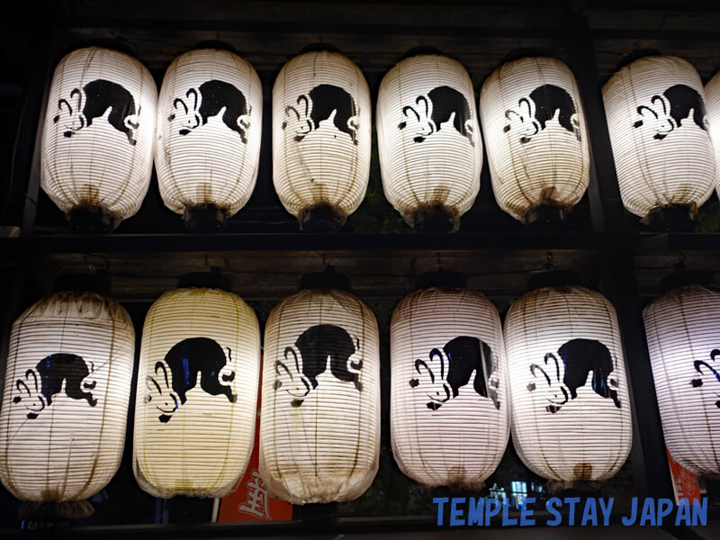 Okazaki-jinja (Kyoto) Rabbit lanterns