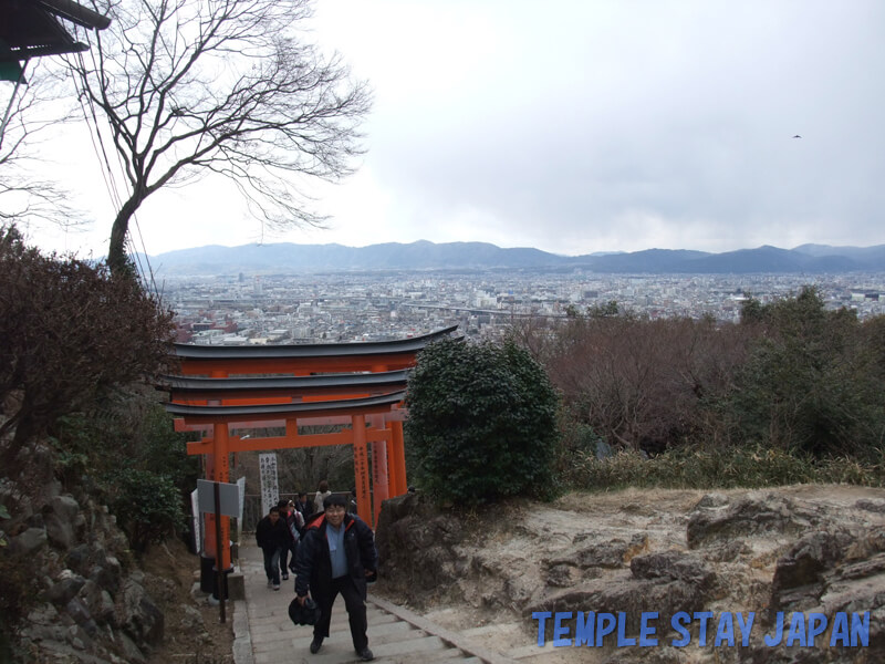 Fushimi-Inari shrine (Kyoto) Mountain tour