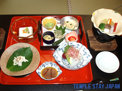 Sojiin temple stay (Wakayama)