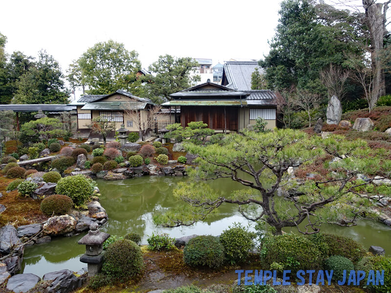 Ryosokuin (Kyoto) Japanese garden