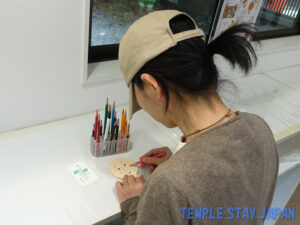 Kawai-jinja (Kyoto) Hand-mirror-shaped votive plaque