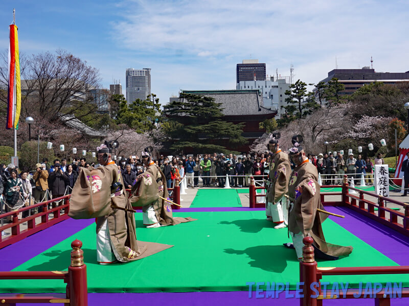 Zojoji (Tokyo) Traditional dance