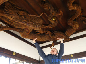Takio-jinja (Kyoto) Dragon carving