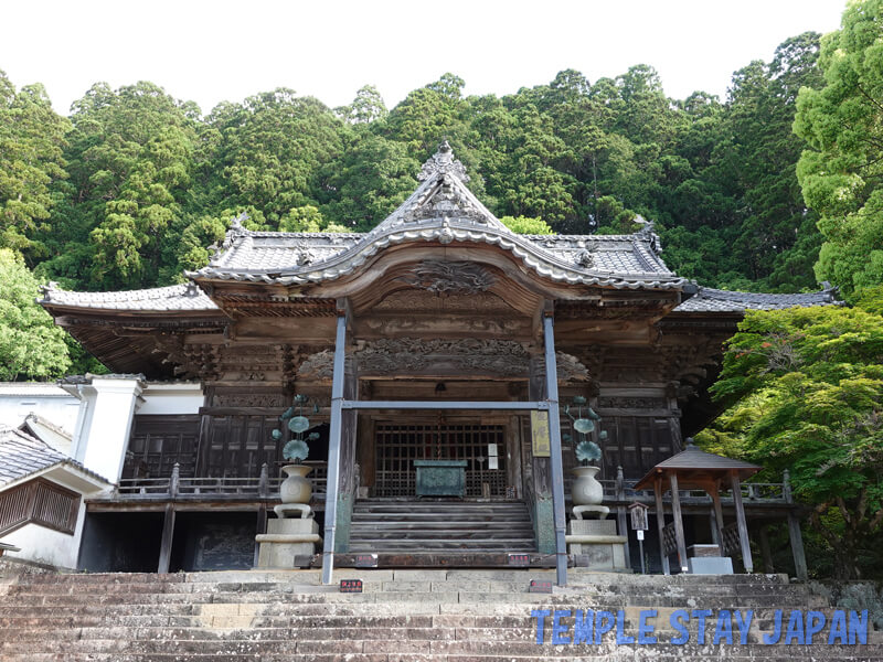Hashikuraji (Tokushima) Goma hall