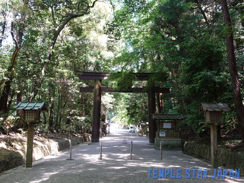 Isonokamijingu (Nara) Torii gate