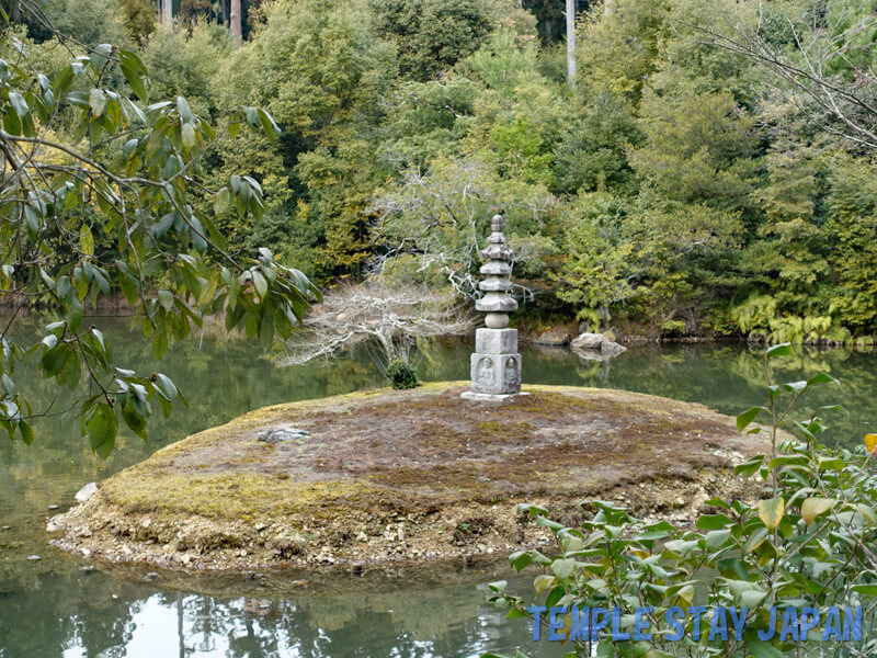 Kinkakuji temple (Kyoto) Anmin pond