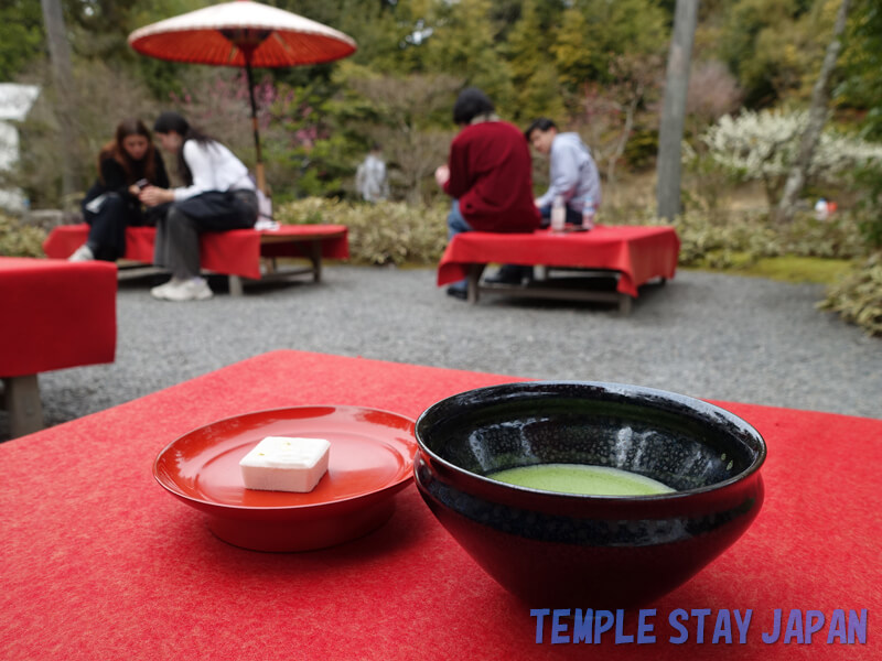 Kinkakuji temple (Kyoto) Matcha and Japanese Sweets