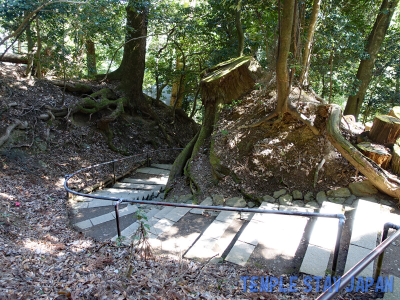 Kuramadera (Kyoto) Stone steps