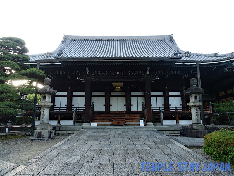 Otani-honbyo temple (Kyoto) Main hall