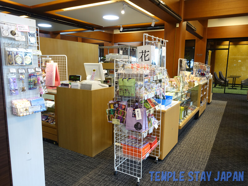 Otani-honbyo temple (Kyoto) Shop