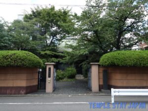 Mirokuji temple (Tokyo) Entrance