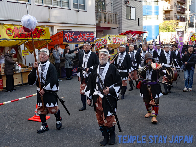 Sengakuji temple (Tokyo) Gishi parade