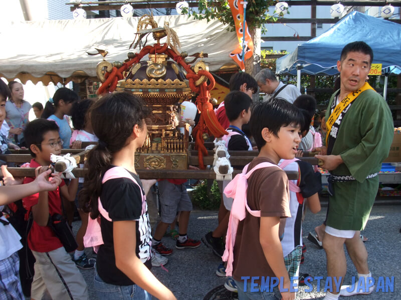 Shiba Daijingu shrine (Tokyo) Portable shrine