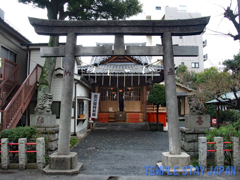 Ejimasugiyama shrine (Tokyo) Torii gate